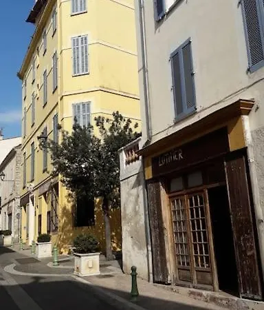 Vue Panoramique Sur La Baie De Cannes 公寓