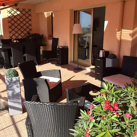 Vue Panoramique Sur La Baie De Cannes Appartement